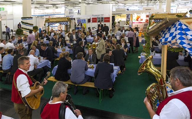 德国慕尼黑展台设计搭建、德国展览设计公司、德国展台设计搭建